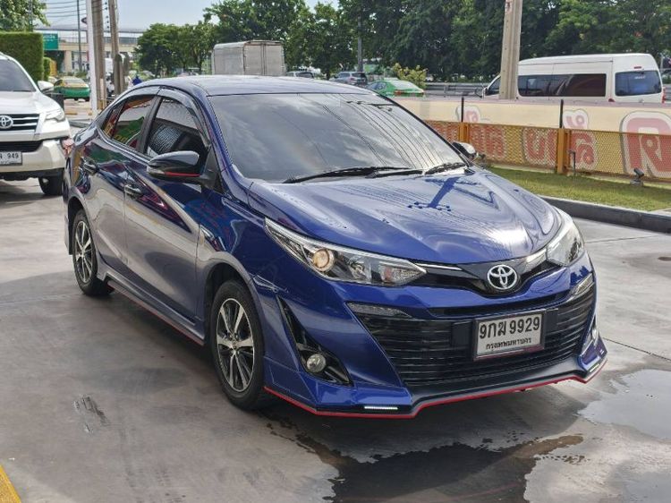 รถ Toyota Yaris ATIV 1.2 S สี น้ำเงิน