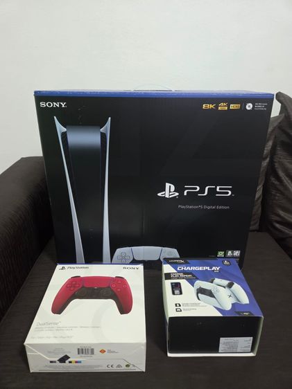 PS5 Digital Edition + 2 DualSense Controllers + Charging Dock (Excellent Condition) รูปที่ 2
