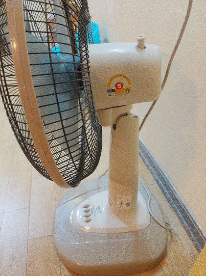 พัดลมมือสองสภาพยังใหม่ 90%