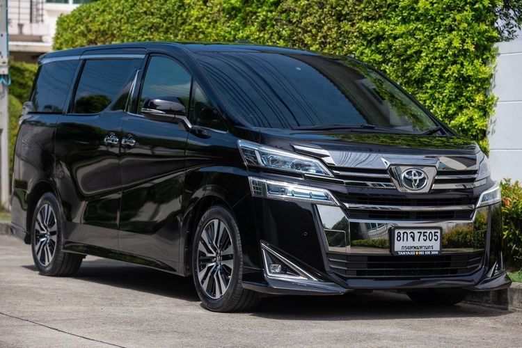 Toyota Vellfire 2018 2.5 Van เบนซิน ไม่ติดแก๊ส เกียร์อัตโนมัติ ดำ