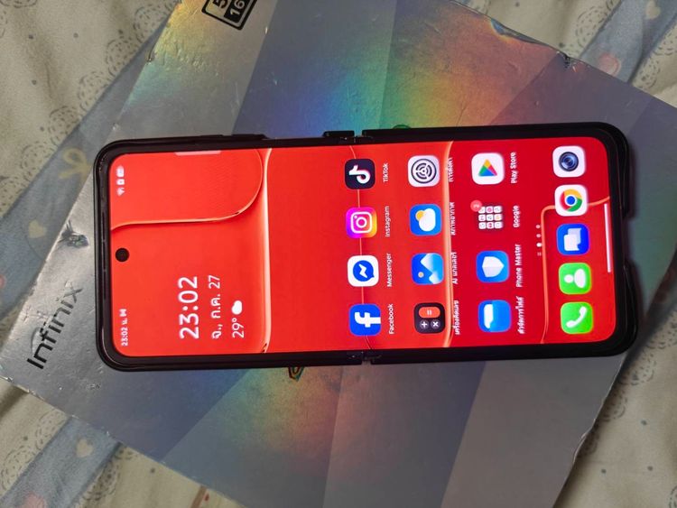 Infinix Zero Flip  สภาพสวยจัด รูปที่ 2