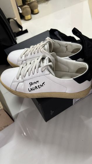 รองเท้าผ้าใบ Saint Laurent