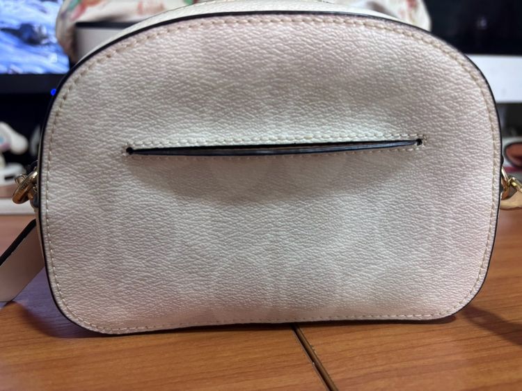 กระเป๋า Coach รุ่น Mini serena crossbody รูปที่ 9
