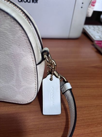 กระเป๋า Coach รุ่น Mini serena crossbody รูปที่ 7