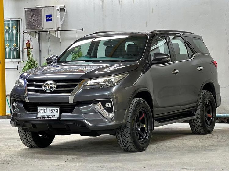 Toyota Fortuner 2018 2.4 V Utility-car ดีเซล ไม่ติดแก๊ส เกียร์อัตโนมัติ เทา รูปที่ 2