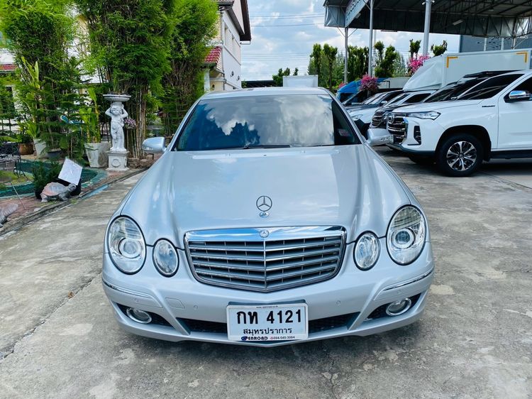 รถ Mercedes-Benz E-Class E200 สี เทา