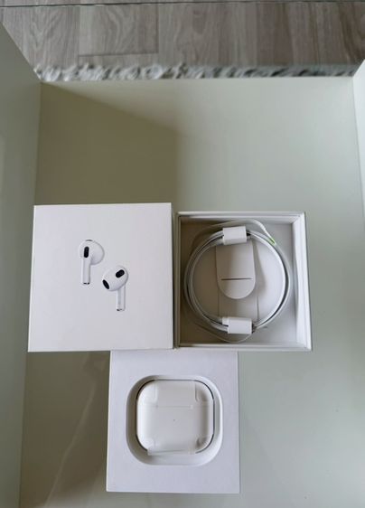 Apple AirPods (รุ่นที่ 3) รูปที่ 2
