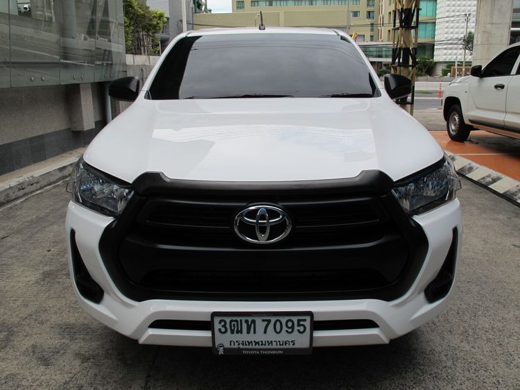 Toyota Hilux Revo 2022 2.4 Entry Pickup ดีเซล ไม่ติดแก๊ส เกียร์ธรรมดา ขาว รูปที่ 3