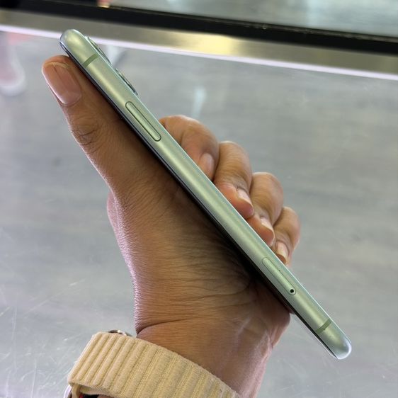 iPhone11 128GB สีเขียว เครื่องศูนย์ โมเดลTH ❤️❤️ รูปที่ 4