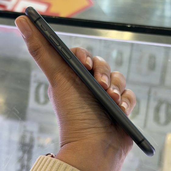 iPhone11 64GB สีดำ เครื่องศูนย์ โมเดลTH สภาพสวยมาก สุขภาพแบต100%(แบตใหม่) เครื่องใช้งานดีเยี่ยม🔥🔥 รูปที่ 3