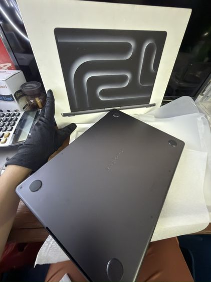Macbook pro M5 14 นิ้ว แรม16 ssd 512 รอบชาร์จ 3 รอบ ประกันถึง กพ. 27 ครบกล่อง สภาพสวยใสไร้ที่ติค่ะ รูปที่ 5