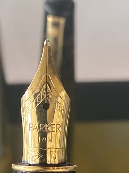 [ขายของสะสม] ปากกาหมึกซึม Parker Sonnet Sterling Silver Ciselé (เงินแท้ ลายตาราง) หัวทองคำแท้ 18K (750) Made in France รูปที่ 3