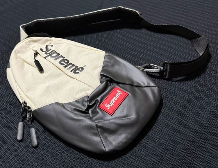 ขายกระเป๋าสะพาย SUPREME จากเกาหลี สภาพใหม่แกะกล่อง ไม่ผ่านการใช้งาน รูปที่ 2