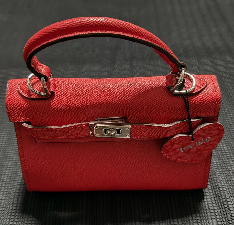 ขายกระเป๋าสะพาย TOY BAG จากเกาหลี สภาพใหม่ 99 เปอร์เซ็นต์ รูปที่ 7