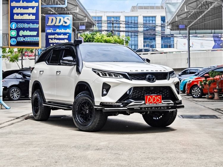 Toyota Fortuner 2021 2.8 Legender 4WD Utility-car ดีเซล เกียร์อัตโนมัติ ขาว รูปที่ 4