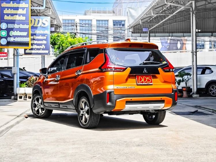 Mitsubishi Xpander 2021 1.5 Cross Utility-car เบนซิน เกียร์อัตโนมัติ ส้ม รูปที่ 3