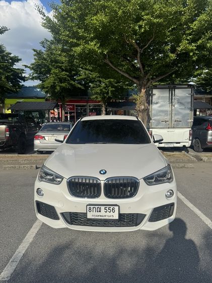 รถ BMW X1 2.0 sDrive18d M Sport สี ขาว