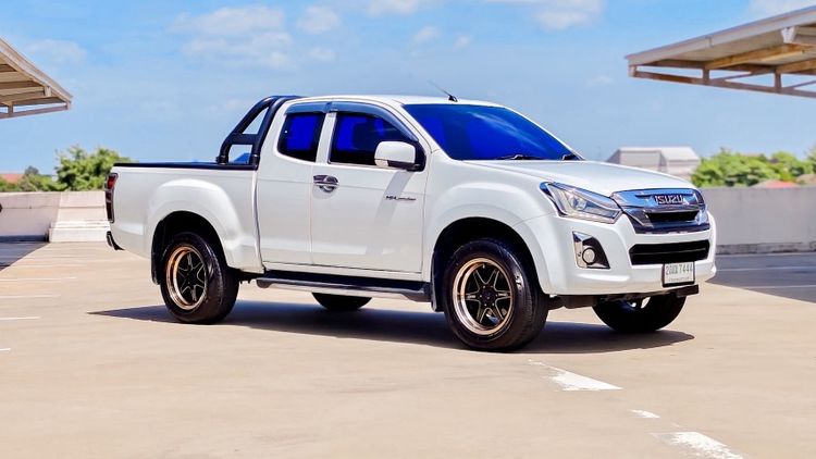Isuzu D-MAX 2018 1.9 Hi-Lander L Pickup ดีเซล ไม่ติดแก๊ส เกียร์ธรรมดา เทา รูปที่ 4