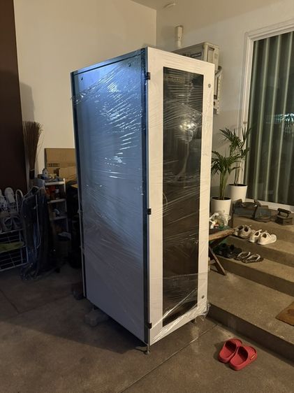 อุปกรณ์เครือข่าย ตู้แรคเซิฟเวอร์ rack server