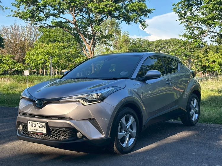 Toyota C-HR 2018 1.8 HV Hi Utility-car ปลั๊กอินไฮบริด (PHEV) ไม่ติดแก๊ส เกียร์อัตโนมัติ เทา รูปที่ 2