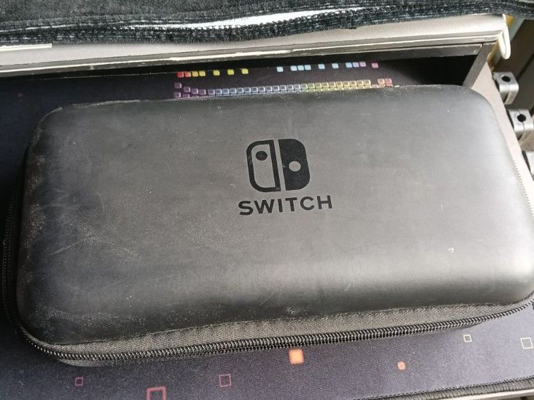 Nintendo switch oled รูปที่ 6