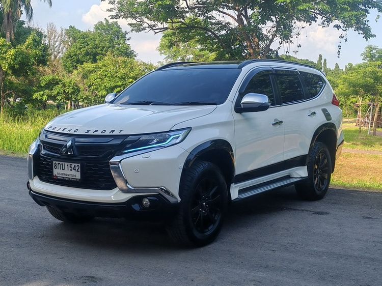 Mitsubishi Pajero Sport 2019 2.4 GT Premium Elite Edition 4WD Utility-car ดีเซล ไม่ติดแก๊ส เกียร์อัตโนมัติ ขาว รูปที่ 2