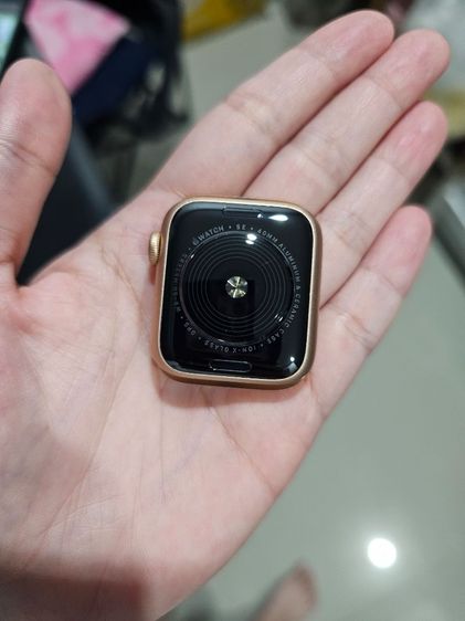 Apple What SE Gen 2 ขนาด 40 mm