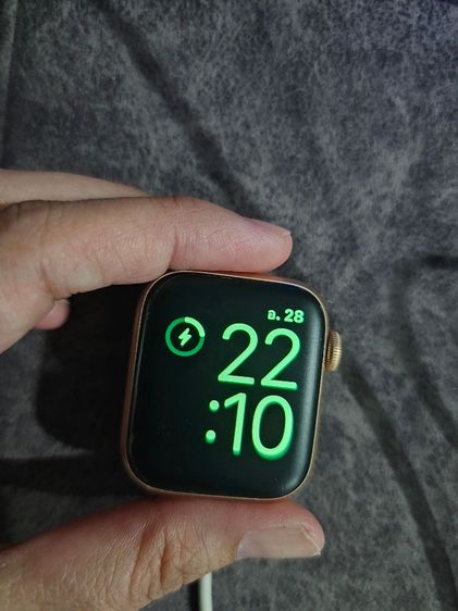 Apple What SE Gen 2 ขนาด 40 mm รูปที่ 11