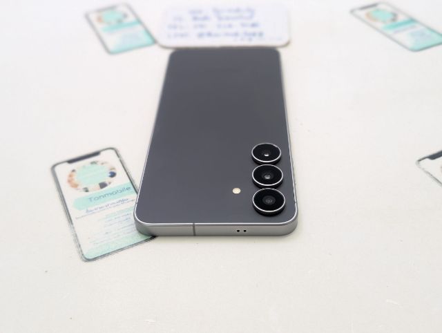ขาย เทิร์น Samsung Galaxy S25 Fe Ram 8 Rom 256 ศูนย์ไทย สภาพใหม่เอี่ยม อุปกรณ์ครบยกกล่อง ประกันเหลือ 3 เดือน เพียง 13,590 บาท ครับ  รูปที่ 7