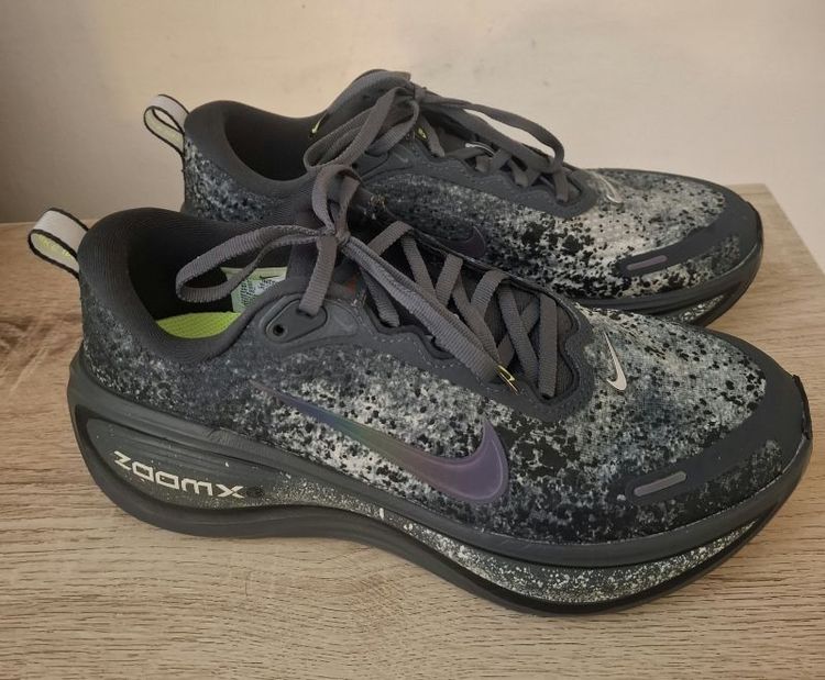 ปล่อย​รองเท้า​วิ่ง​ Nike Vomero​plus​ รูปที่ 6