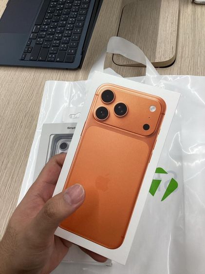 256 GB iPhone 17 Promax 256gb 🧡