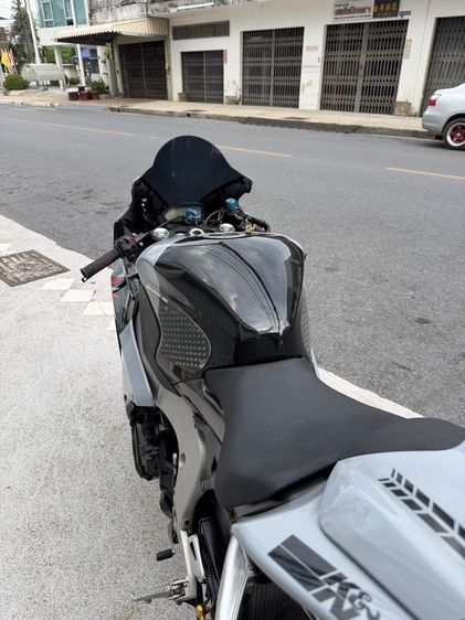 Honda CBR1000RR ปี 2015 รูปที่ 6
