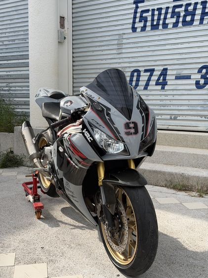 Honda CBR1000RR ปี 2015 รูปที่ 2