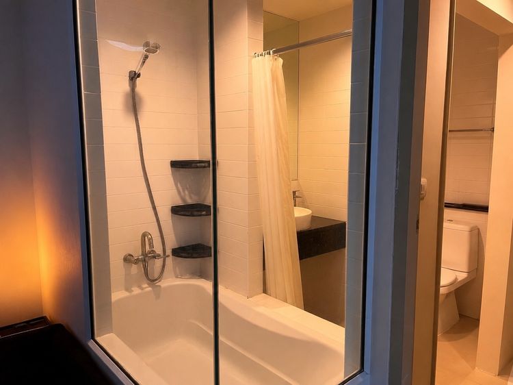 Ananda Development ไม่อนุญาต ตกแต่งครบ For Rent Ideo Sathorn Taksin Top 27th Fl 0m to BTS Krung Thon Buri 35 sqm 1BR Bathtub Min 3 Months Lease Fully Furnished 22k mo รูปที่ 4