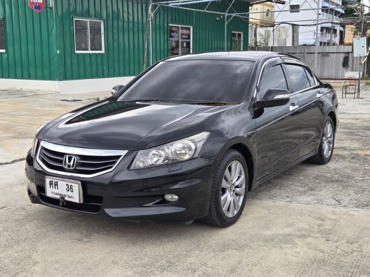 รถ Honda Accord 2.4 JP สี ดำ
