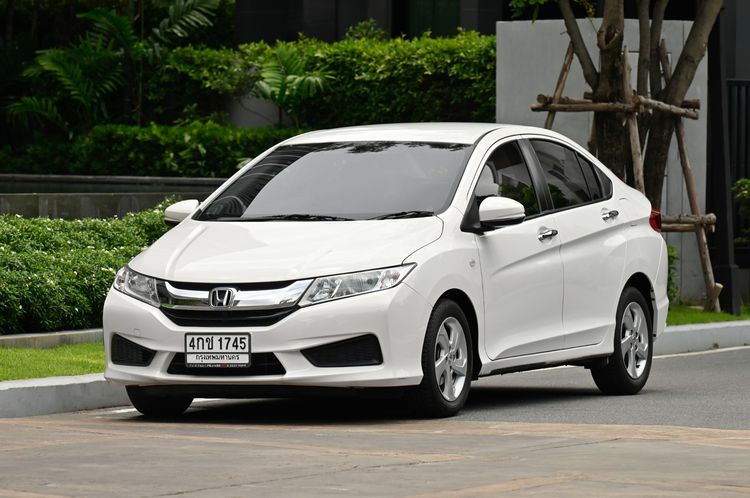 รถ Honda City 1.5 V Plus i-VTEC สี ขาว