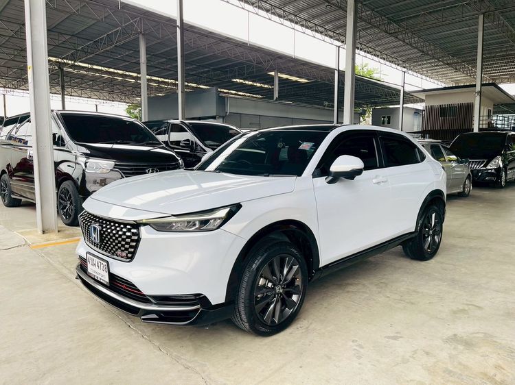 รถ Honda HR-V 1.5 e:HEV RS สี ขาว