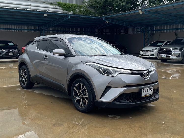 Toyota C-HR 2019 1.8 Entry Utility-car เบนซิน ไม่ติดแก๊ส เกียร์อัตโนมัติ เทา รูปที่ 3