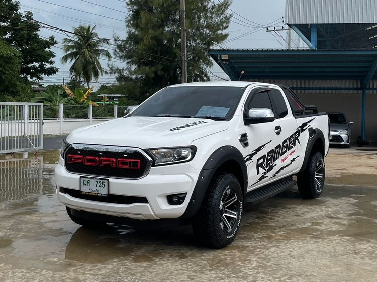 รถ Ford Ranger 2.2 Hi-Rider XLT สี ขาว
