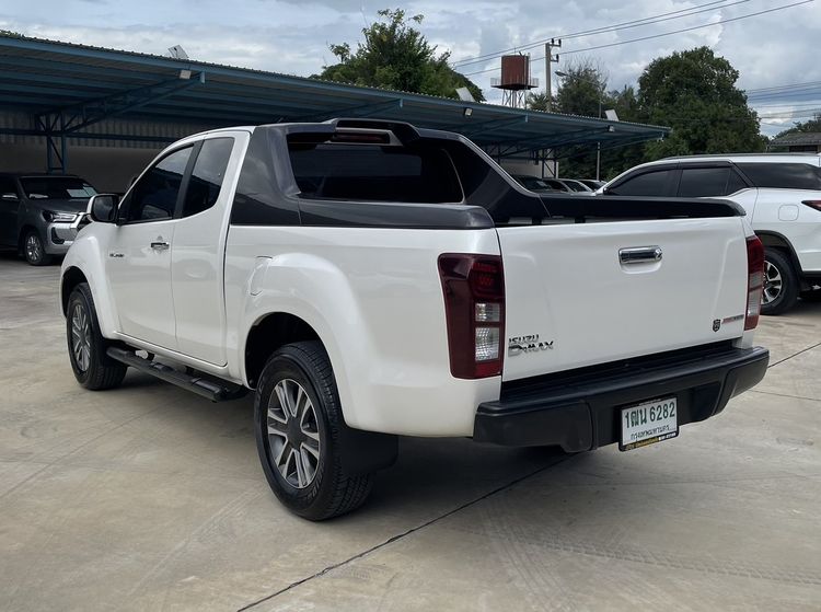 Isuzu D-MAX 2015 2.5 Hi-Lander 99 Th Anniversary Edition Pickup ดีเซล ไม่ติดแก๊ส เกียร์ธรรมดา ขาว รูปที่ 4