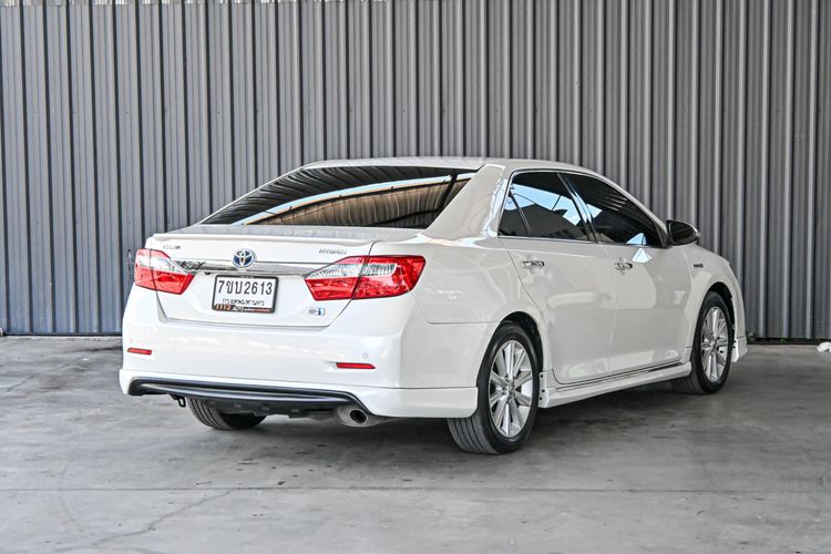 Toyota Camry 2012 2.5 HV Premium Sedan ไฮบริด ไม่ติดแก๊ส เกียร์อัตโนมัติ ขาว รูปที่ 4