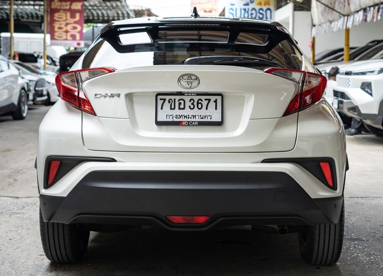 Toyota C-HR 2019 1.8 Mid Utility-car เบนซิน ไม่ติดแก๊ส เกียร์อัตโนมัติ ขาว รูปที่ 4