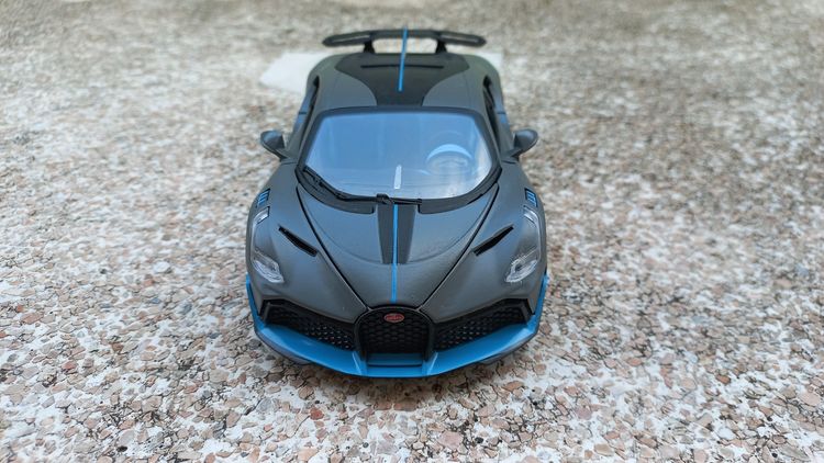 โมเดลรถเหล็ก BUGATTI ขนาด 1 ต่อ 22 ของใหม่ ราคาถูก