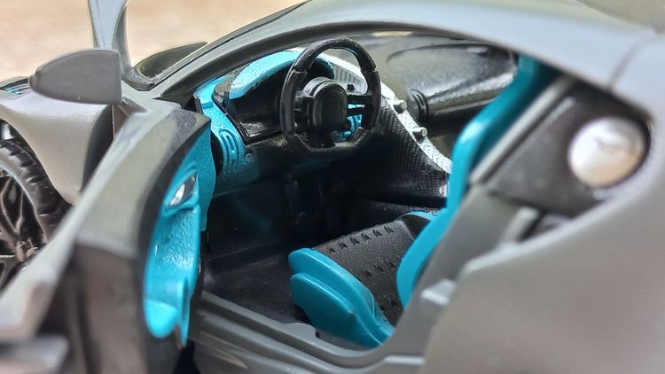 โมเดลรถเหล็ก BUGATTI ขนาด 1 ต่อ 22 ของใหม่ ราคาถูก รูปที่ 6