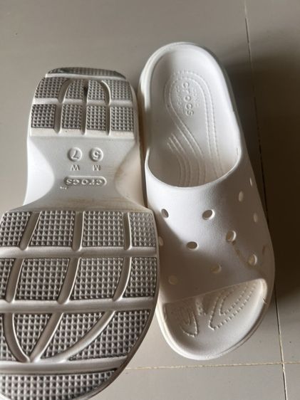 รองเท้า Crocs แท้ 450 รวมส่ง  ขายแล้ว รูปที่ 2