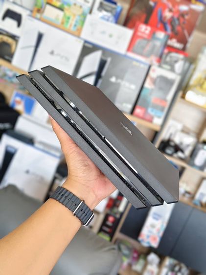 - PlayStation 4 Pro 1TB Gaming Console รูปที่ 8