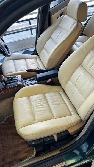 BMW Series 3 1995 325i Sedan เบนซิน เกียร์อัตโนมัติ เขียว รูปที่ 4
