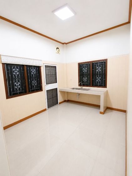 ตกแต่งครบ บ้านให้เช่า หน้าห้างซีเค รูปที่ 2