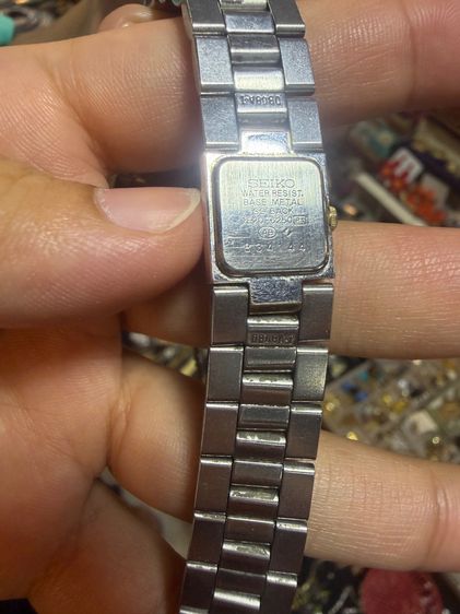 นาฬิกาข้อมือผู้หญิง Seiko Creo 2E20-6250 หน้าเหลี่ยม สองกษัตริย์ ทรง Tank เครื่องคอวร์ตซ์ วินเทจ รูปที่ 2