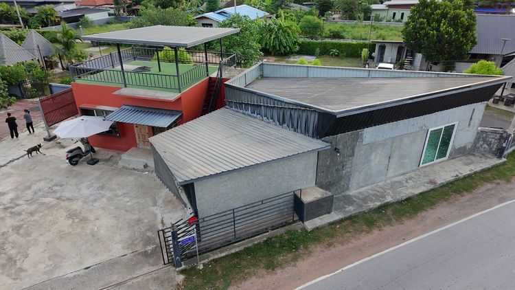 อื่นๆ ตกแต่งครบ ประกาศขายบ้านสุดพิเศษ พร้อมร้านตัดผมหน้าบ้าน ในทำเลดี ใกล้ชุมชนสะดวกครบครัน รูปที่ 4
